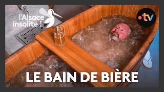 Insolite  le bain de bière dans un spa étonnant [upl. by Annia]