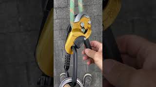 Steep Roof Rope Technique to Easily Climb or Descend Any Roof Pitch [upl. by Mayhew272]