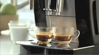 DeLONGHI  Caffè  Magnifica S SPOT [upl. by Anitsyrhc]