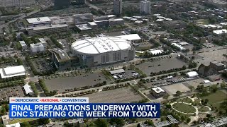 Parking restrictions in place around United Center as police organizers gear up for DNC protests [upl. by Gaelan999]