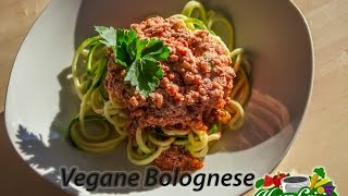 Vegane Bolognese  Schnell einfach und super lecker  HD [upl. by Nauwaj508]