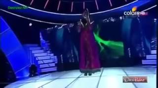 We proud sara raza khan who perfom this song in india [upl. by Nealson146]