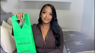 LUXURY UNBOXING  BOTTEGA ANDIAMO CLUTCH [upl. by Bergeron121]