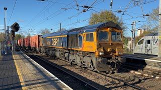 66728 4M22 Felixstowe  Trafford Park 221124 [upl. by Nediarb]