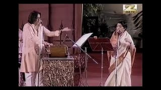 Yaara Sili Sili  Lata Mangeshkar Live With Pt Hridyanath Mangeshkar In Hyderabad Concert 2002 [upl. by Nosraep]