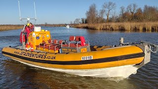 A Beautiful Winters Afternoon on Jet Adventures from Oulton Broad and River Waveney to Somerleyton [upl. by Rorie]