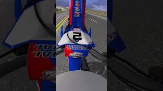 wheelie in beta 450 4t bike bikelife biker clip ducati viral jump motocrosslife dirtbike [upl. by Yejus11]