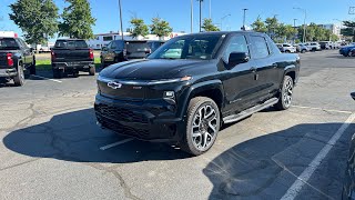 First look of the new Chevrolet Silverado Ev Rst 2024 [upl. by Ingrid699]