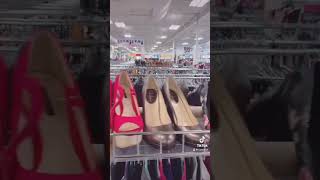 Thrift Store Thorncliffe Park toronto travel eastyork [upl. by Pavla]