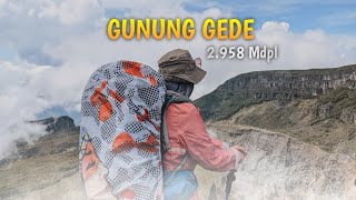 Pendakian gunung gede pangrango via putri turun cibodas  Lintas Jalur putri  cibodas [upl. by Nais]