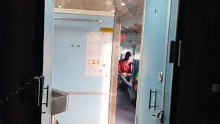 vizag kakinada rajamundry this train very usefull for public  pls sharesubscibe [upl. by Nauqaj105]