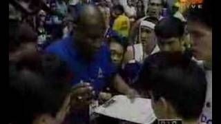 2006 UAAP Finals Ateneo vs UST Game 1 4th Quarter [upl. by Llirrem172]