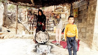 ARAN nomadic lifeBaking bread by Zahra and her childrenNomadic lifestyleNomads of Iran [upl. by Yrrat659]