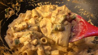 Pink sauce pasta in Tehreem’s style❤️ You will love this recipe🥰 [upl. by Arammat399]