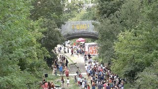 Extrait de quotVive la Petite Ceinturequot [upl. by Haramat]