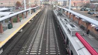 Train to grand central terminal arriving on track 4 at west haven on 11242024 at time 145pm [upl. by Hubie]