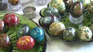 The Ukrainian Pulse 0103 The Art of Making Pysanky [upl. by Notniuqal]