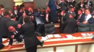 Massenschlägerei im türkischen Parlament [upl. by Benita729]