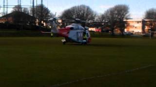 Coastguard rescue Helicopter 104 landing Brighton 18122011 [upl. by Arem]