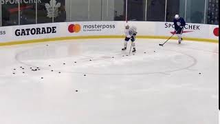 Matthews Nylander Leivo working on their hands before practice starts  November 21 2017 [upl. by Palumbo]