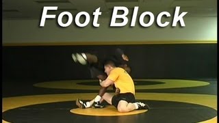 Wrestling Moves KOLATCOM Foot Block Knee Pick from 2 on 1 [upl. by Rimaa980]