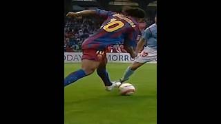 RONALDINHO 🇧🇷 vs 🇳🇬 OKOCHA • BATALHA DE DRIBLES 🥊💥 [upl. by Krum634]