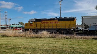 UP 1424 Leads YSB52 North 10252024 [upl. by Danby732]