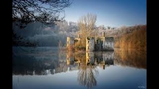 Le Chateau immergé de Grandval ou comment passer un drone sous un tronc darbre [upl. by Ennaeilsel711]