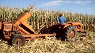 AllisChalmers WD45 running AC chopper at Steam Engine Days Mabel MN pt2 [upl. by Thorvald]