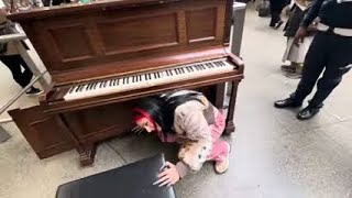 Girl Tries To Set Up Home In The Public Piano [upl. by Dukie]