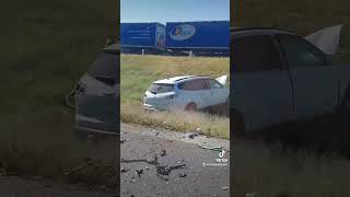 FUERTE CCIDENT3 SOBRE CARRETERA ZACATECAS  FRESNILLOUna camioneta se impactó de frente contra [upl. by Crellen]