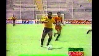 Goles Barcelona 4 Aucas 2  Narración CRE  Campeonato Nacional 1992 [upl. by Cnahc897]