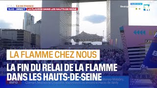 JO lallumage de la flamme olympique dans les HautsdeSeine à la Défense [upl. by Lyram]