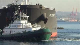 Foss Tugs Push Out Bulk Ship in Elliott Bay [upl. by Adil925]