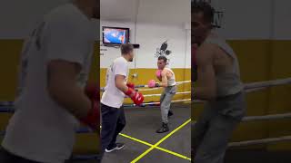 EL BOXEADOR SE METE CON EL ENTRENADOR🥊😡⚔️boxeo sparring venganza provocacion boxeador fyp [upl. by Anneg]