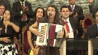 Cantora Alice Maciel canta SUA PRESENÇA  avivamento poder santidade [upl. by Anifad]