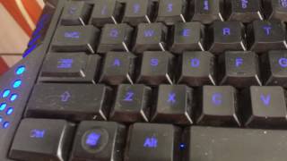 Como mudar a cor do LED do teclado [upl. by Ynattib]