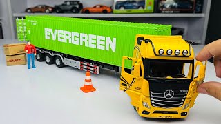 Unboxing Most Detailed Diecast Model Truck Mercedes Metal Container Truck 124 🛻 [upl. by Daney]