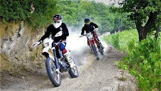 KTM vs HUSQVARNA Ktm exc 300 vs Husqvarna wr 125 [upl. by Brinkema385]