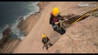 Descendemos por el flysch de Zumaia [upl. by Aelem]