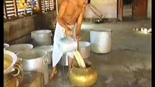 Making of Ambalapuzha pal payasam [upl. by Kallista]