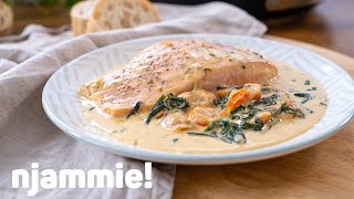 Zalm in spinazieroomsaus Recept  njammie [upl. by Yhtomot]