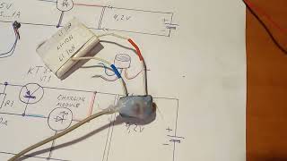 Li Ion battery charging circuits from E cigarette quotmicrophonequot [upl. by Enitsua]