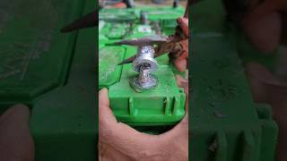 The damaged battery head isrepaired Battery Repair [upl. by Platus]