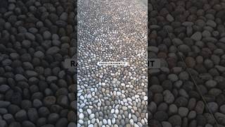 Sassi di fiume rizzata acciottolato stone patio skills skill concrete tiktok trend pebbles [upl. by Ueik]