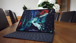 Apple Smart Keyboard Folio [upl. by Murrah]