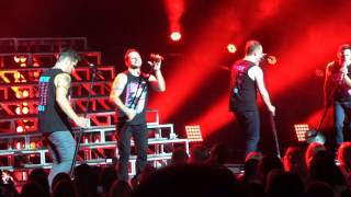 98 Degrees  Because of You  Rosemont Theatre MY2K Tour [upl. by Cantlon]