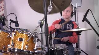 Drumcover Zegekroon Opwekking 764 door Tiemen [upl. by Marieann757]