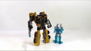 Video Review of the Transformers Powercore Combiners Huffer w Caliburst [upl. by Kahle]