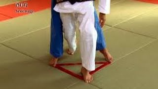 JUDO TECHNIQUES Toshihiko Koga 古賀 稔彦 JPN  SEOI NAGE  Win by Ippon ENGLISH SUBTITLES [upl. by Aeki]